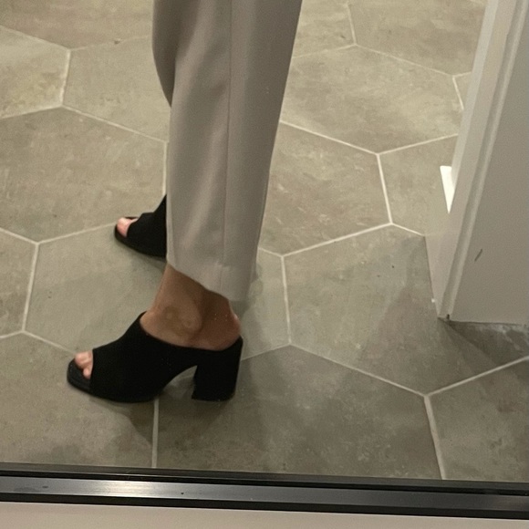 Sol Sana Heeled Velvet Black Mules - Picture 1 of 5